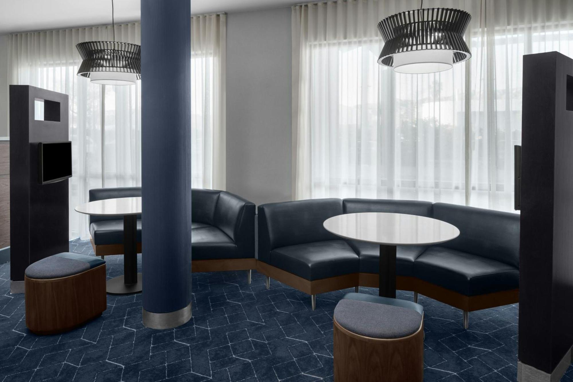 Courtyard Los Angeles Burbank Airport Εξωτερικό φωτογραφία
